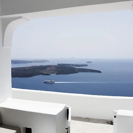 Santorini Cliffs Hotel 2*